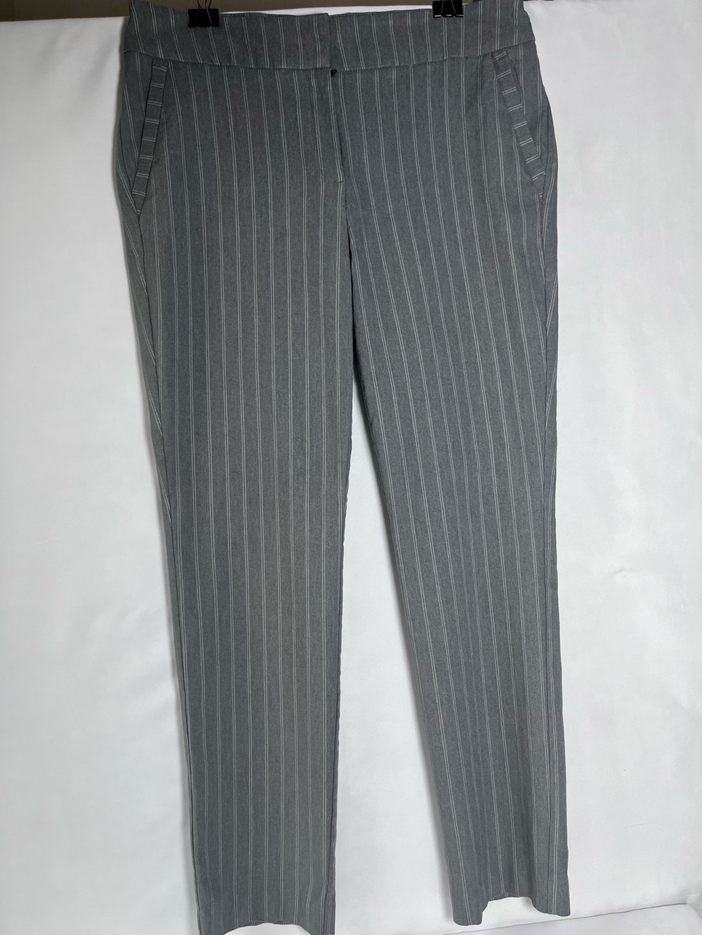 Worthington Women Grey Pinstriped Mid Rise Straight Leg Pants Size 14